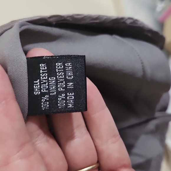 Adrianna Papell Grey Pleated Shift Dress with Rosette SZ 10 - Picture 8 of 9